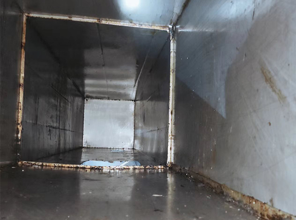 襄陽市某交警隊排油煙設(shè)備清洗